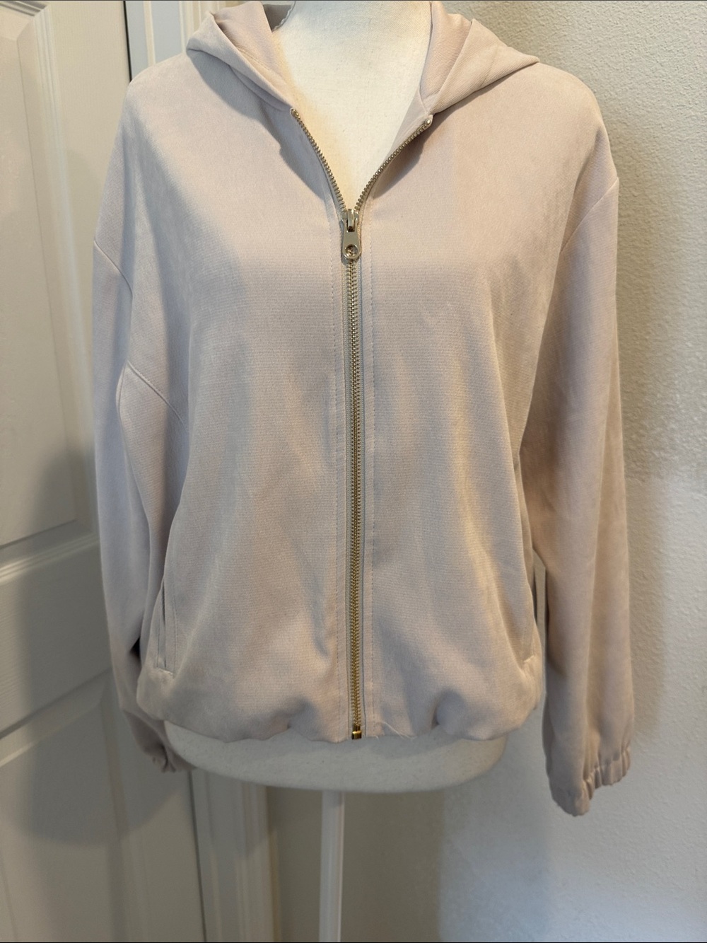 Zara Light Beige Zip-Front Hooded Jacket